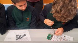 Visita de los alumnos de 4º-ESO a la Escuela Politécnica de Alcalá UAH