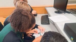 Visita de los alumnos de 4º-ESO a la Escuela Politécnica de Alcalá UAH